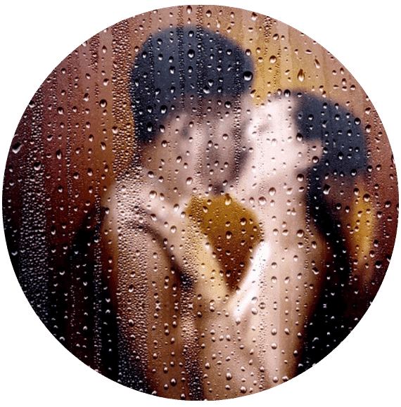 Paar Dusche